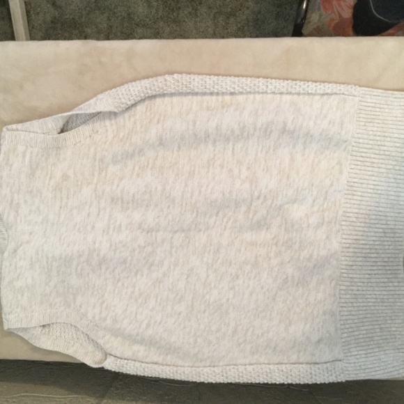 Gap open front,  long knit vest - Picture 2 of 3